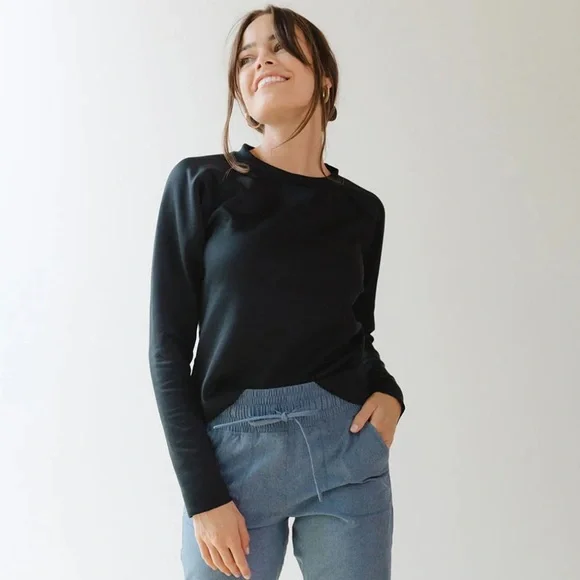 Albion Women’s Neo Scuba Sweatshirt in Black Size XS - Picture 3 of 10